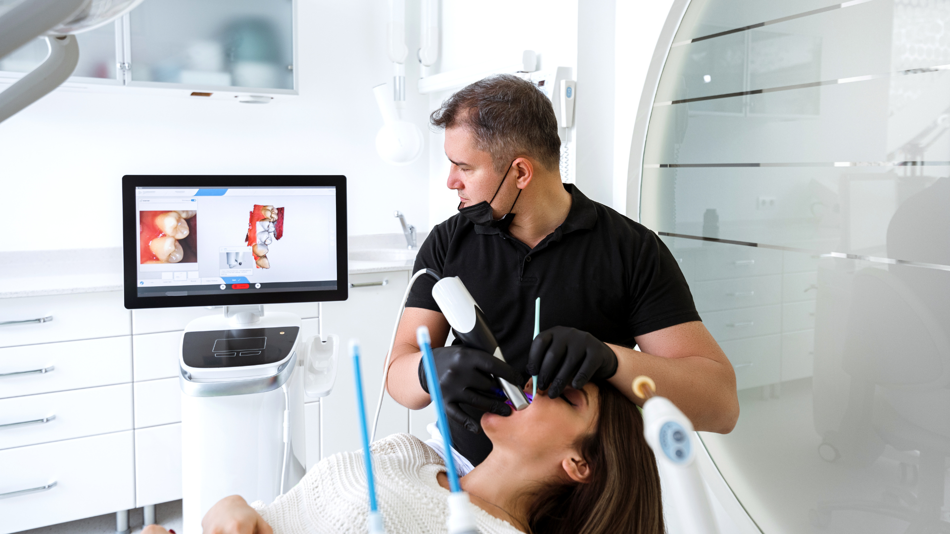 CEREC Same-Day Crowns Procedure with Doctor and Patient | Tustin, CA